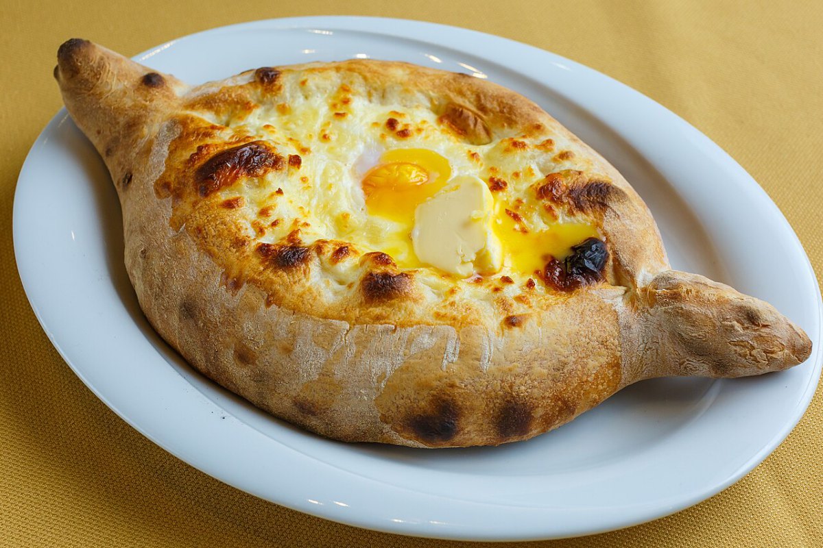 Khachapuri