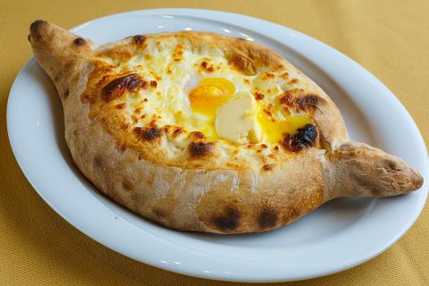 Khachapuri